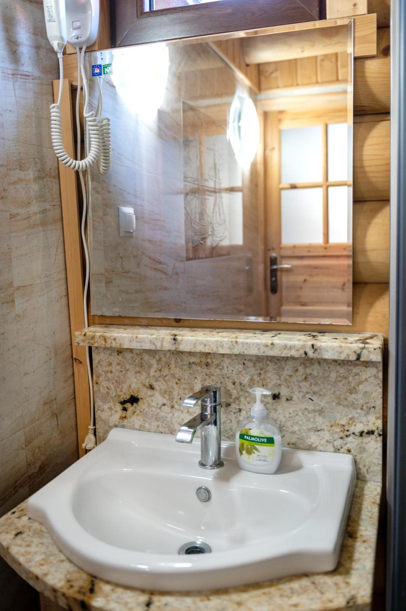 Domy Z Bala - Bungalow 50 Metrow Od Plazy Spa Domki Ogrzewane Dziwnówek Exteriér fotografie